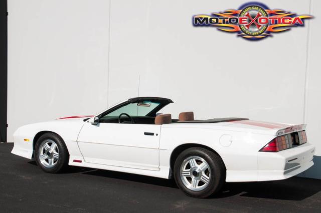 1992 White Chevrolet Camaro Convertible