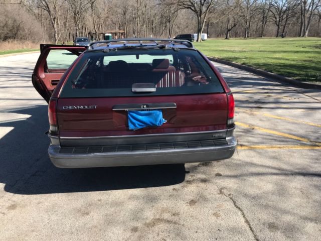 1992 Red Chevrolet Capriceold Coupe