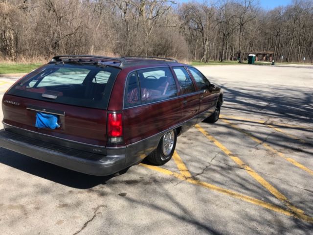 1992 Red Chevrolet Capriceold Coupe
