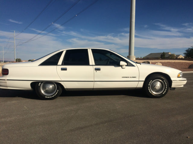 1992 White Chevrolet Capriceold Sedan