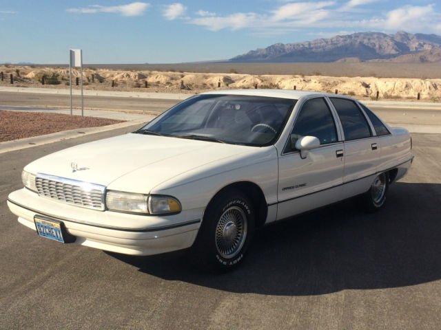1992 White Chevrolet Capriceold Sedan