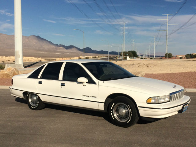 1992 White Chevrolet Capriceold Sedan