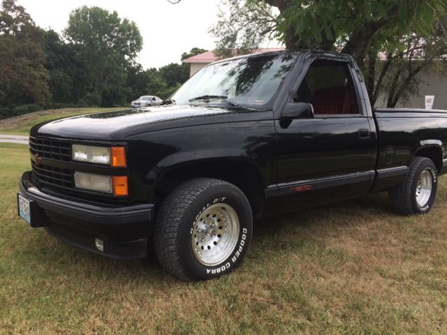1992 Black Chevrolet C/K Pickup 1500 Cab & Chassis