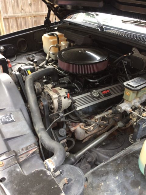 1992 Black Chevrolet C/K Pickup 1500 Cab & Chassis