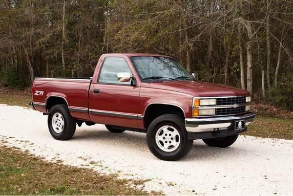 1992 Red Chevrolet C/K Pickup 1500 Standard Cab Pickup