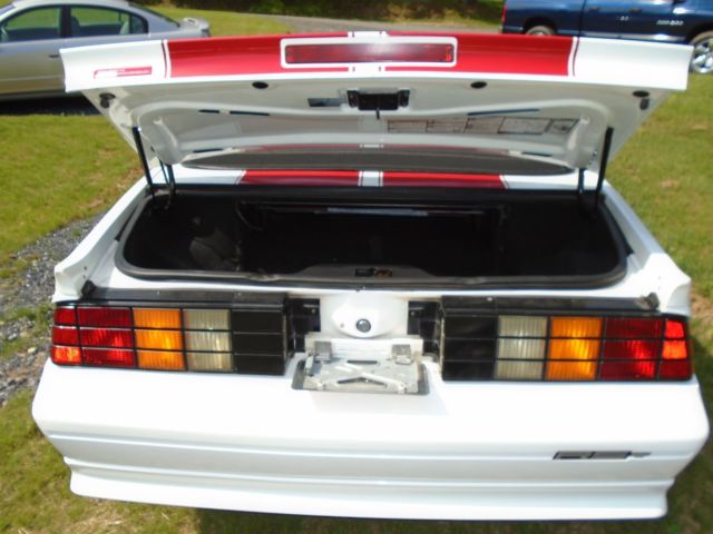 1992 White Chevrolet Camaro Convertible