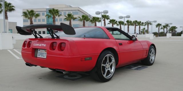1992 Red Chevrolet Corvette Coupe