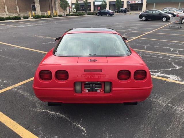 1992 Red Chevrolet Corvette Hatchback