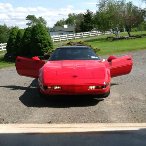 1992 Red Chevrolet Corvette Vehicle does NOT have an existing warranty