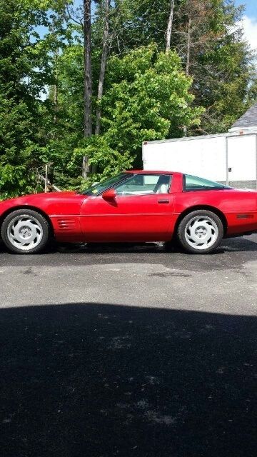 1992 Red Chevrolet Corvette Coupe