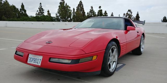 1992 Red Chevrolet Corvette Coupe