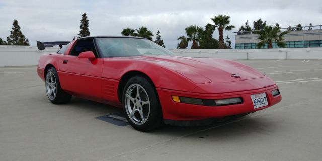 1992 Red Chevrolet Corvette Coupe