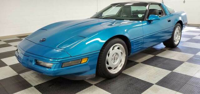 1992 Blue Chevrolet Corvette Hatchback