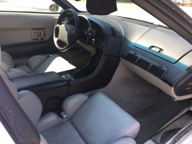 1992 White Chevrolet Corvette Hatchback
