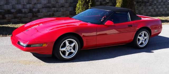 1992 Red Chevrolet Corvette Convertible
