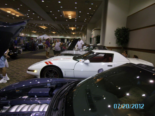 1992 White Chevrolet Corvette Convertible