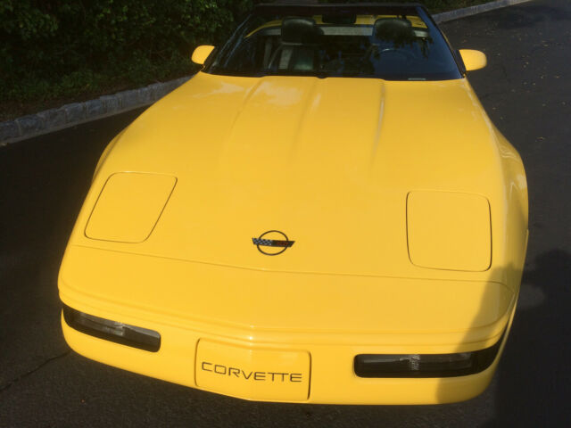 1992 Yellow Chevrolet Corvette Convertible