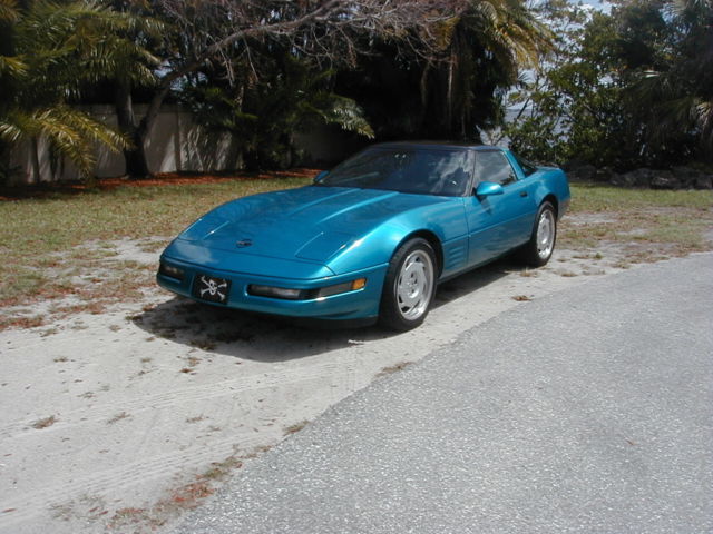 1992 BRIGHT AQUA METALIC Chevrolet Corvette Hatchback