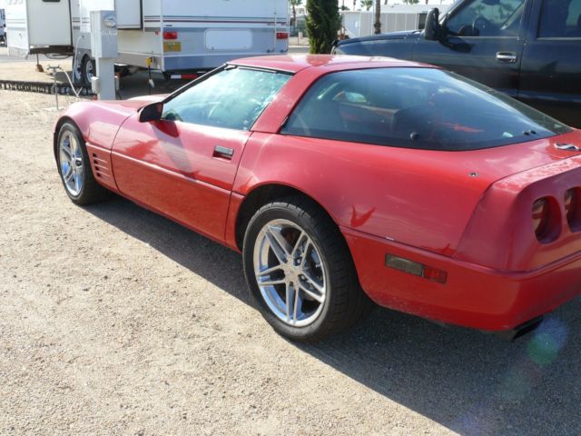 1992 Red Chevrolet Corvette Hatchback