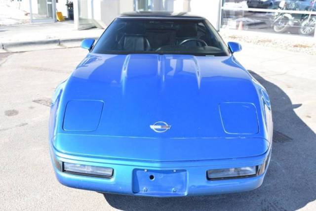 1992 Blue Chevrolet Corvette Hatchback