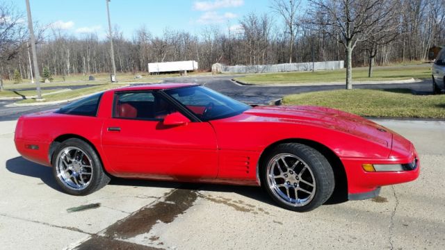 1992 Red Chevrolet Corvette Hatchback