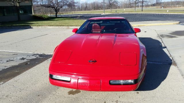 1992 Red Chevrolet Corvette Hatchback