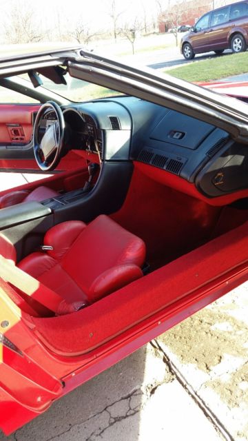 1992 Red Chevrolet Corvette Hatchback