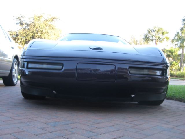 1992 Black Rose Metallic Chevrolet Corvette Coupe