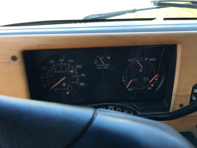 1992 White Chevrolet G20 Van Van Camper