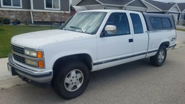 1992 White Chevrolet C/K Pickup 1500 Extended Cab Pickup