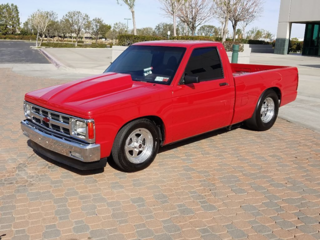 1992 Red Chevrolet S-10 Standard
