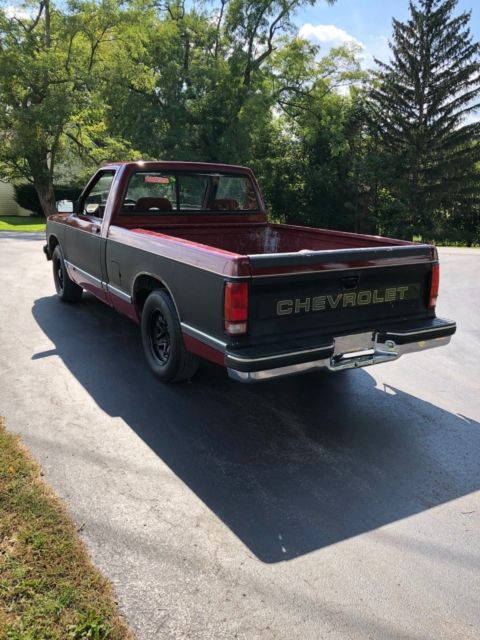 1992 Red/Black Chevrolet S-10 Standard Cab Pickup