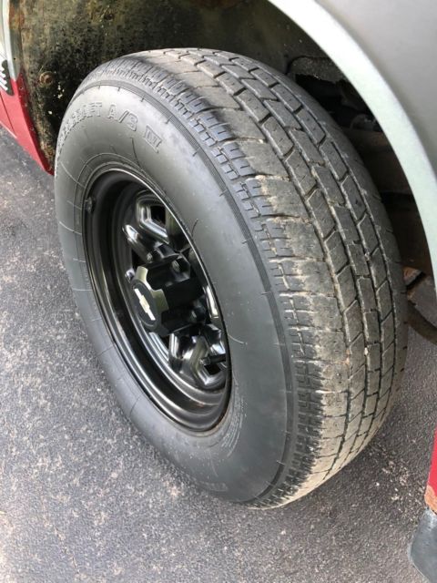 1992 Red/Black Chevrolet S-10 Standard Cab Pickup
