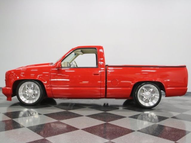 1992 Red Chevrolet Silverado 1500 --