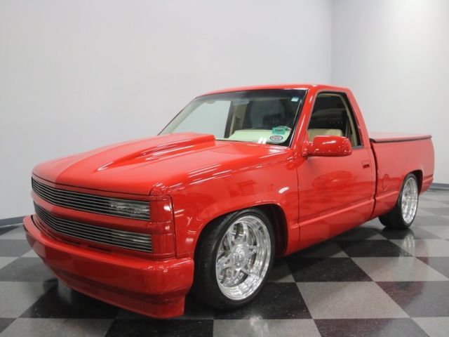 1992 Red Chevrolet Silverado 1500 --
