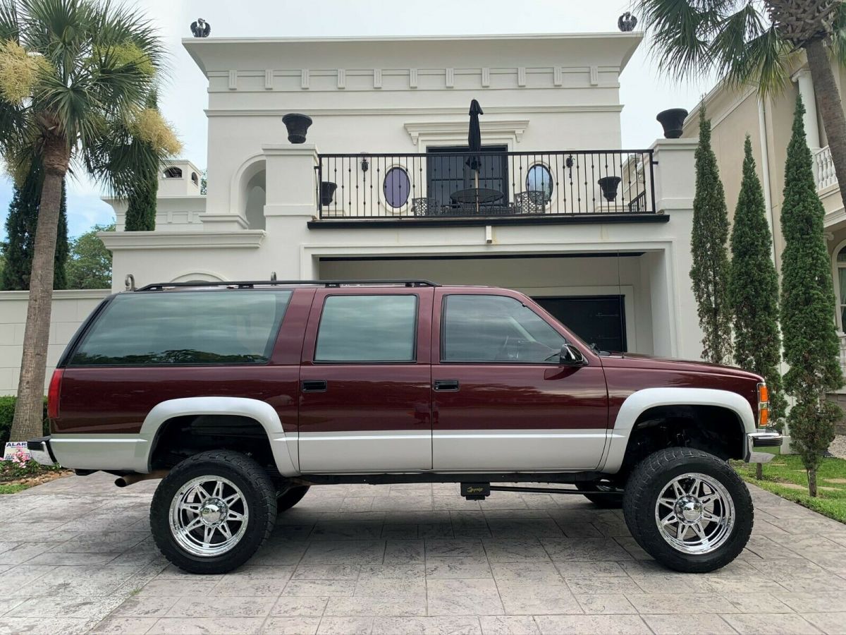 1992 Burgundy Chevrolet Suburban SUV