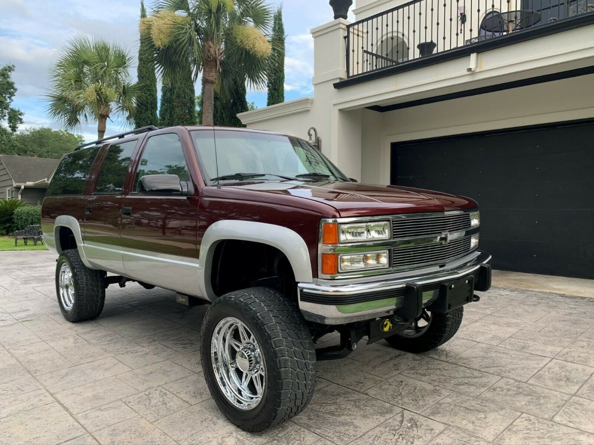 1992 Burgundy Chevrolet Suburban SUV