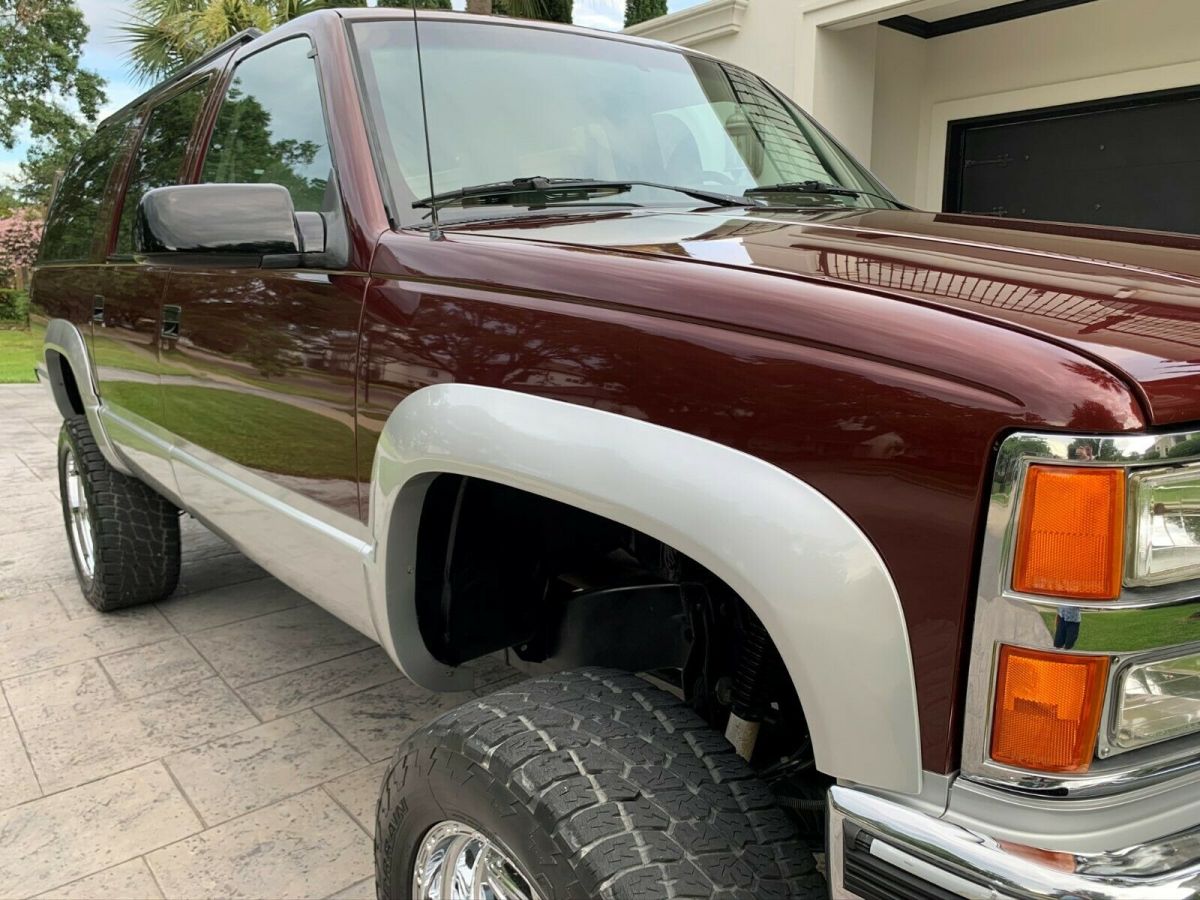 1992 Burgundy Chevrolet Suburban SUV