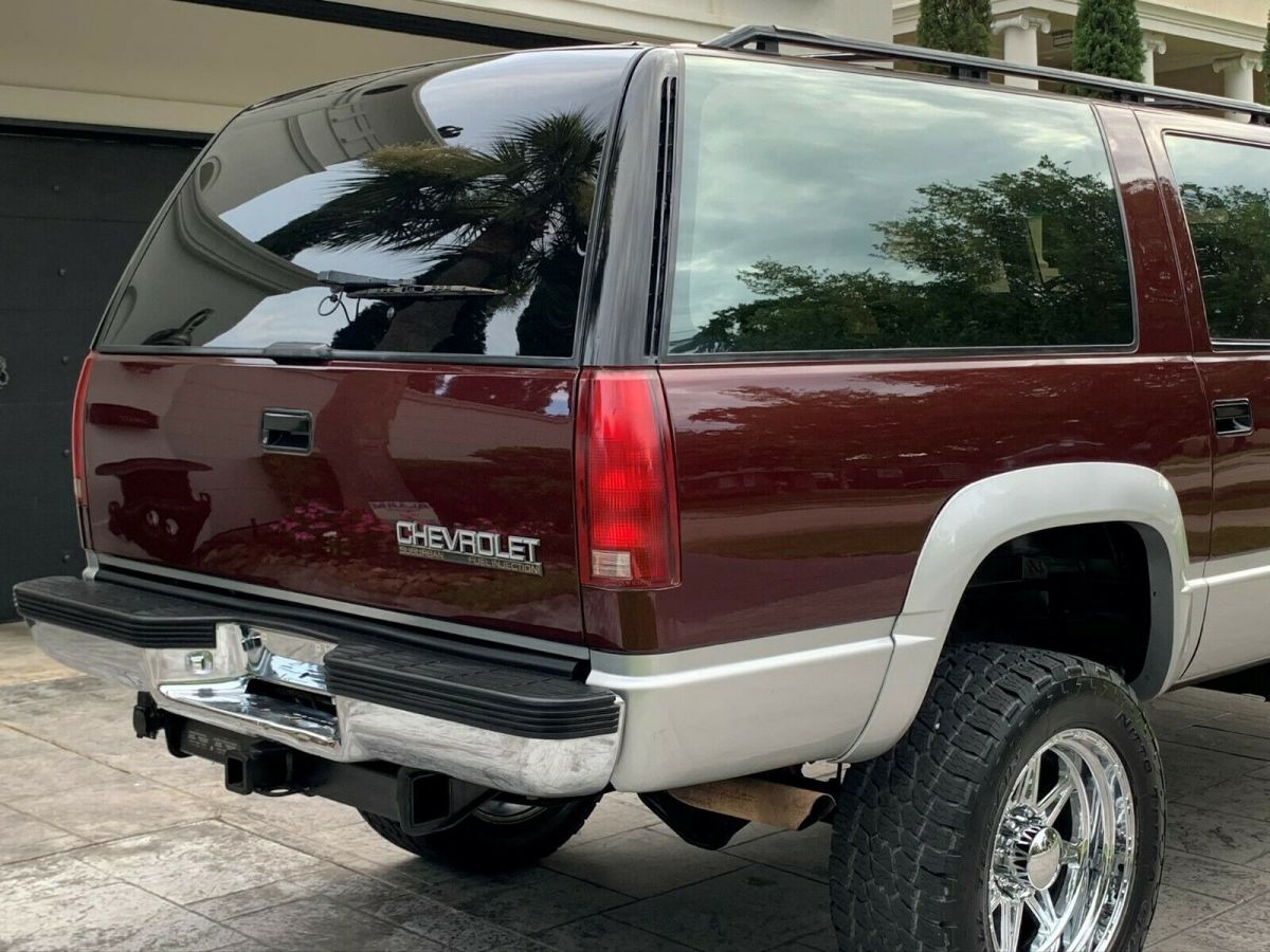 1992 Burgundy Chevrolet Suburban SUV
