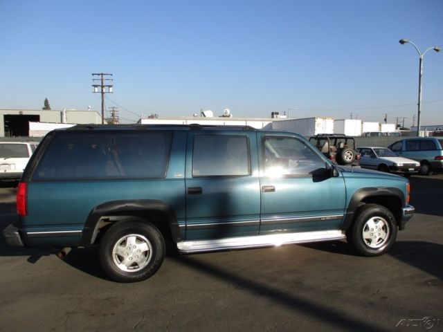 1992 Green Chevrolet Suburban SUV