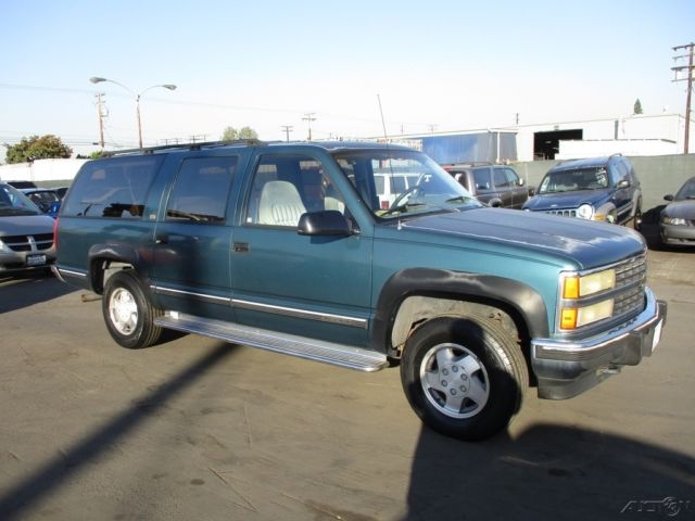 1992 Green Chevrolet Suburban SUV