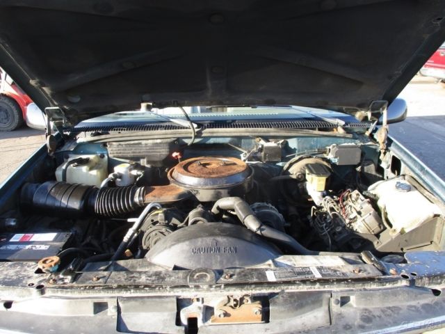 1992 Green Chevrolet Suburban SUV