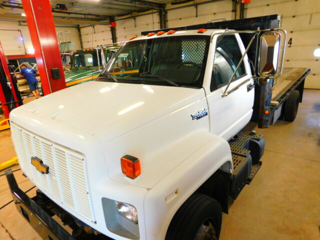 1992 White Chevrolet Other Standard Cab Pickup