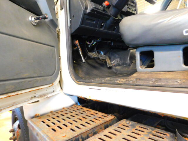 1992 White Chevrolet Other Standard Cab Pickup