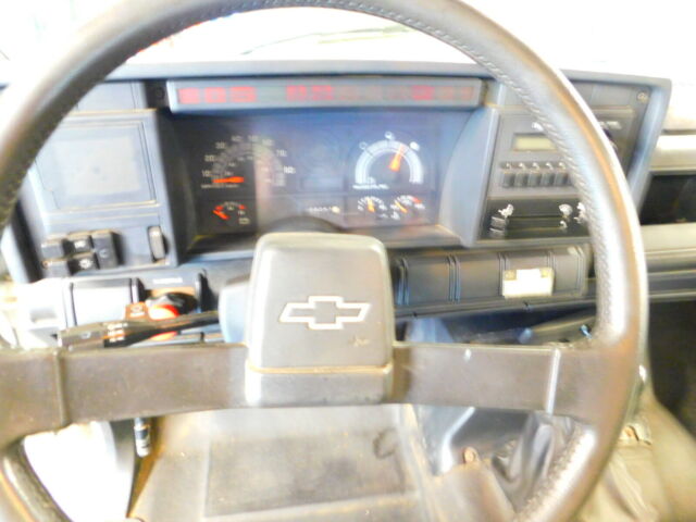 1992 White Chevrolet Other Standard Cab Pickup