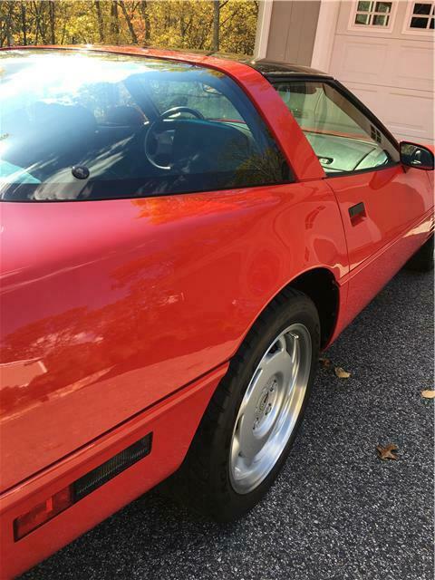 1992 Red Chevrolet Corvette --