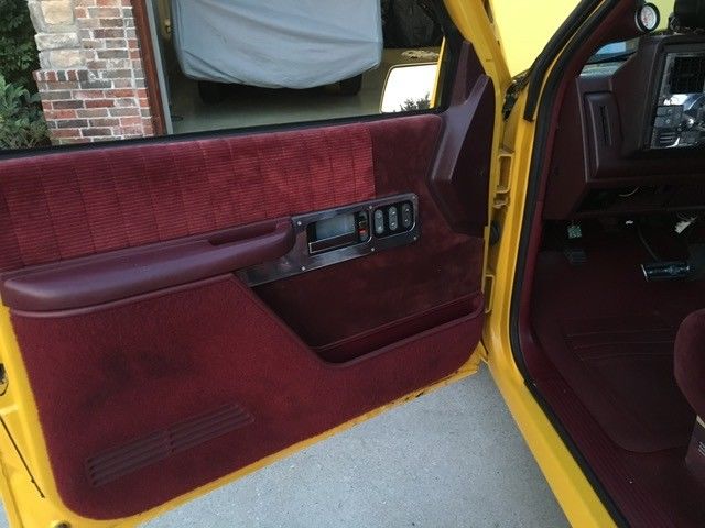 1992 Yellow Chevrolet C/K Pickup 1500