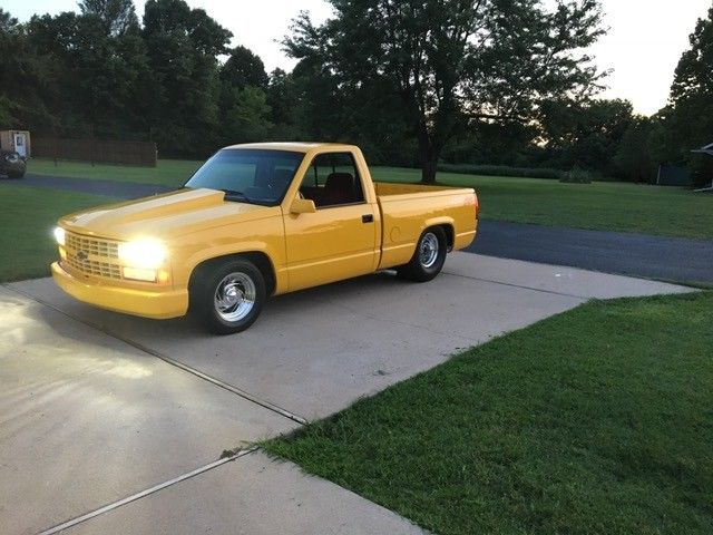 1992 Yellow Chevrolet C/K Pickup 1500