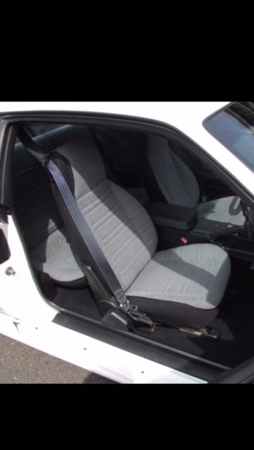 1992 White Chevrolet Camaro Coupe