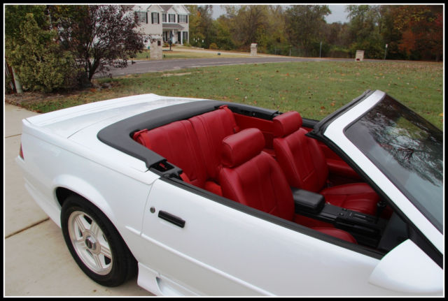 1992 White Chevrolet Camaro Convertible
